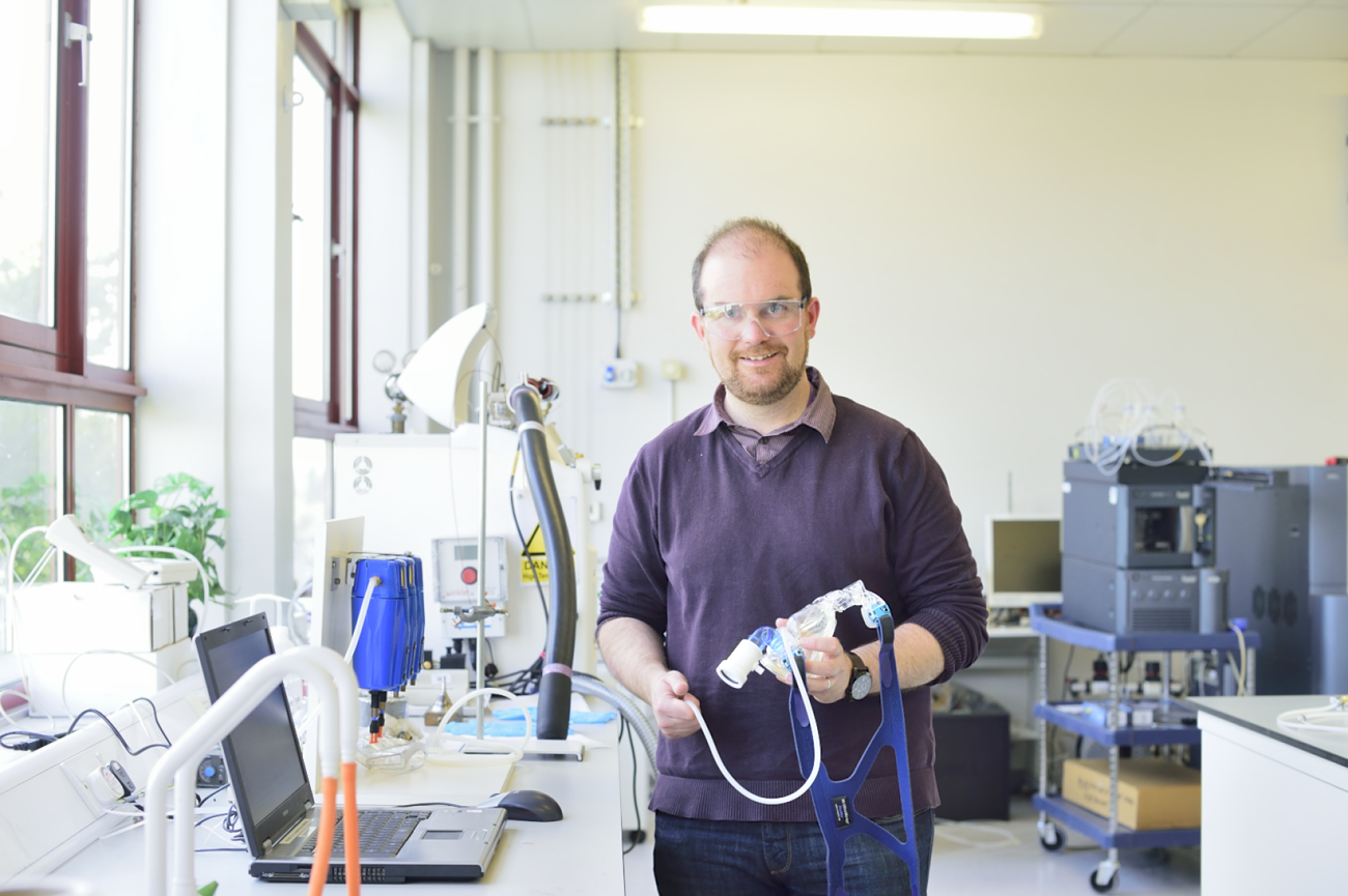 Dr James Reynolds, Lecturer in Analytical Chemistry at Loughborough University preparing a prototype breath analyser for toxicity monitoring.